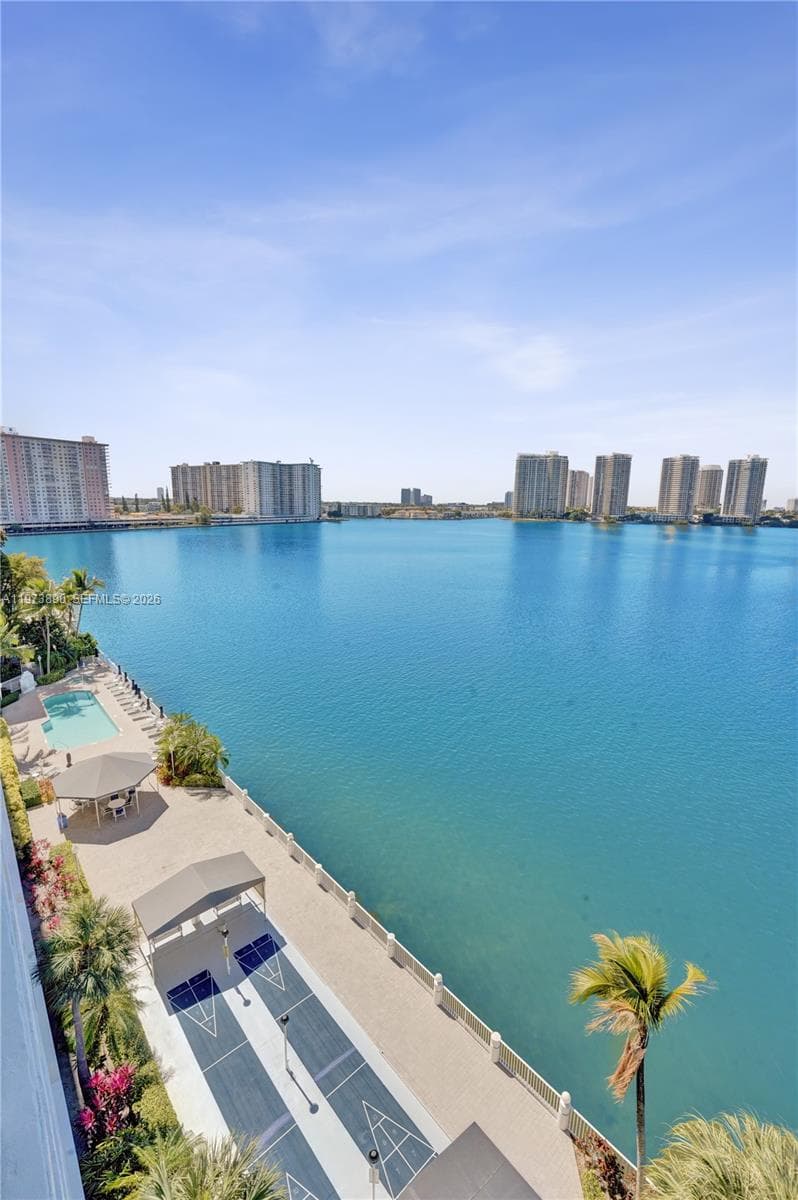 17700 N Bay Rd # 805, Sunny Isles Beach FL 33160 — 47
