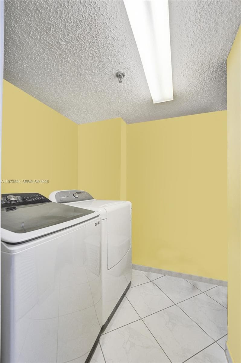 17700 N Bay Rd # 805, Sunny Isles Beach FL 33160 — 18