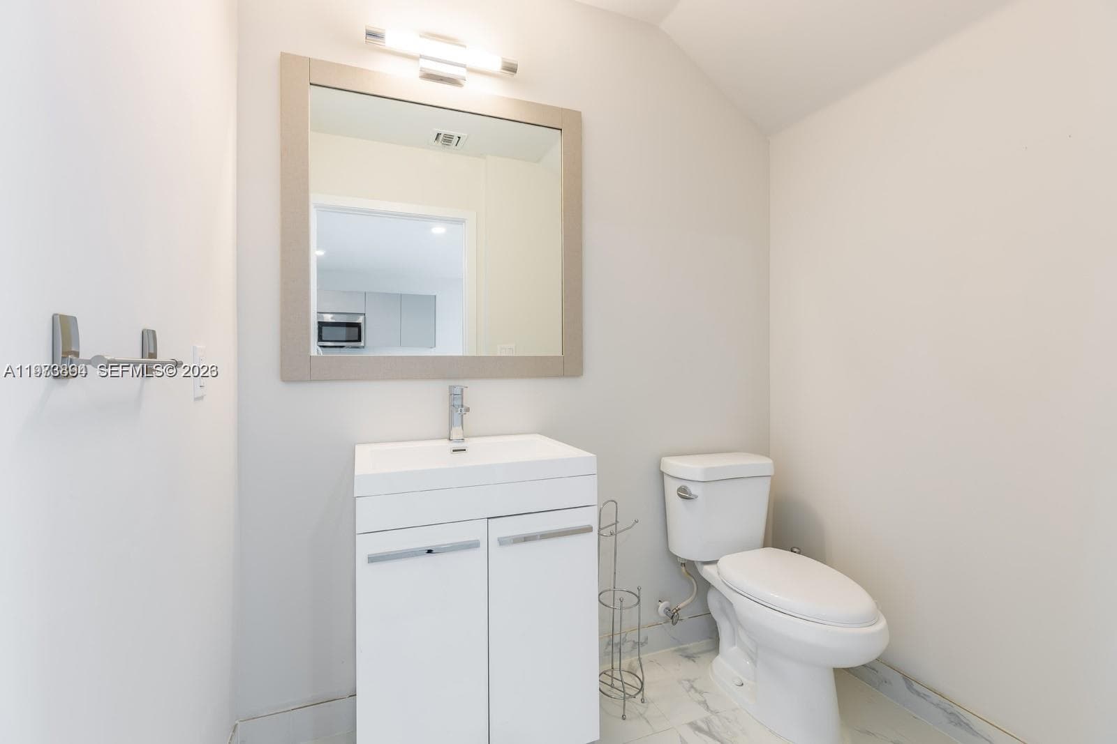 2505 NE 193rd St # 4116, Miami FL 33180 — 10
