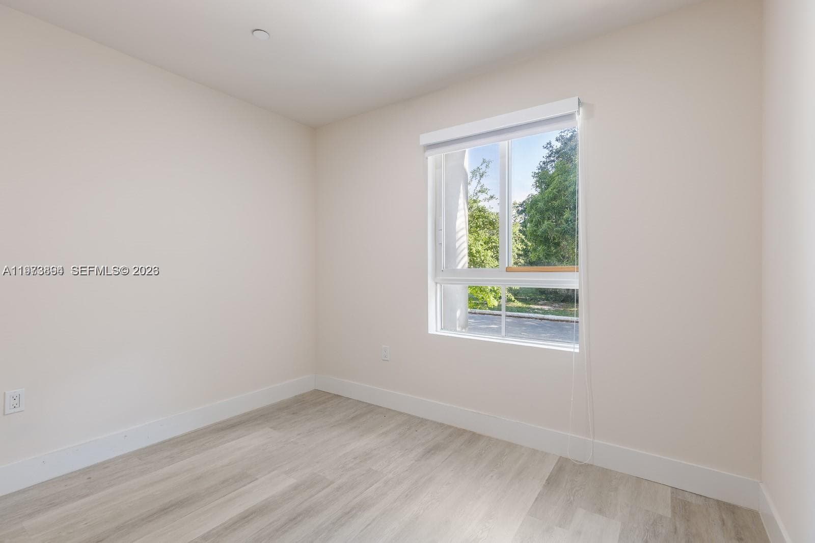 2505 NE 193rd St # 4116, Miami FL 33180 — 11