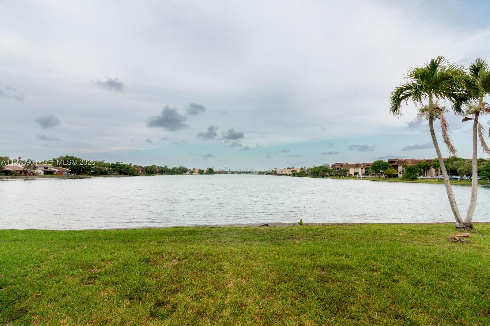 447 NE 195th St # 217, Miami FL 33179 — 3
