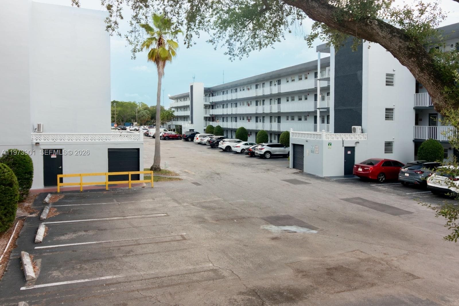 447 NE 195th St # 217, Miami FL 33179 — 5