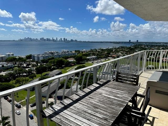 7601 E Treasure Dr # 1905, North Bay Village FL 33141 — 15