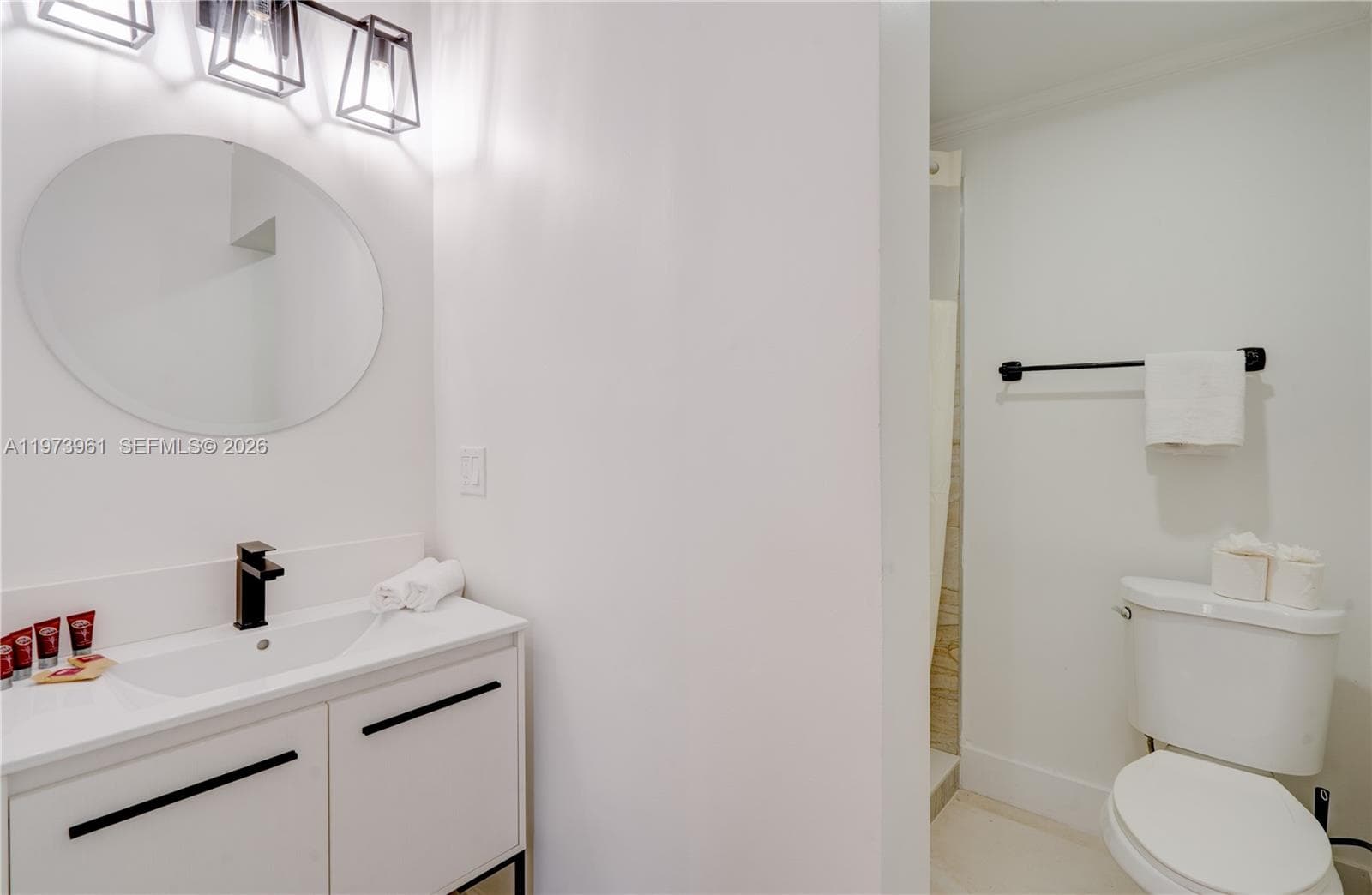 347 NE 110th St, Miami FL 33161 — 25