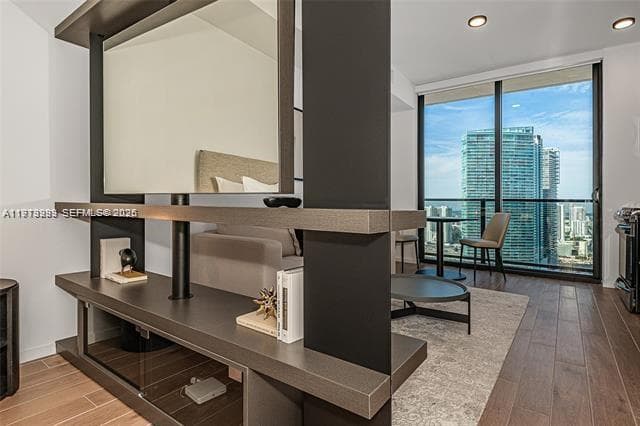 398 NE 5th St # 2802, Miami FL 33132 — 12
