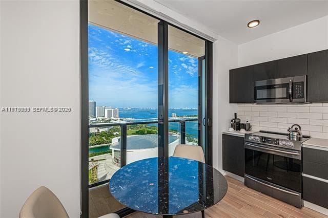 398 NE 5th St # 2802, Miami FL 33132 — 7