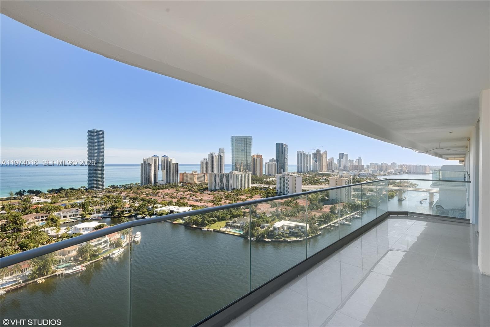 19707 Turnberry Way # 28J, Aventura FL 33180 — 3