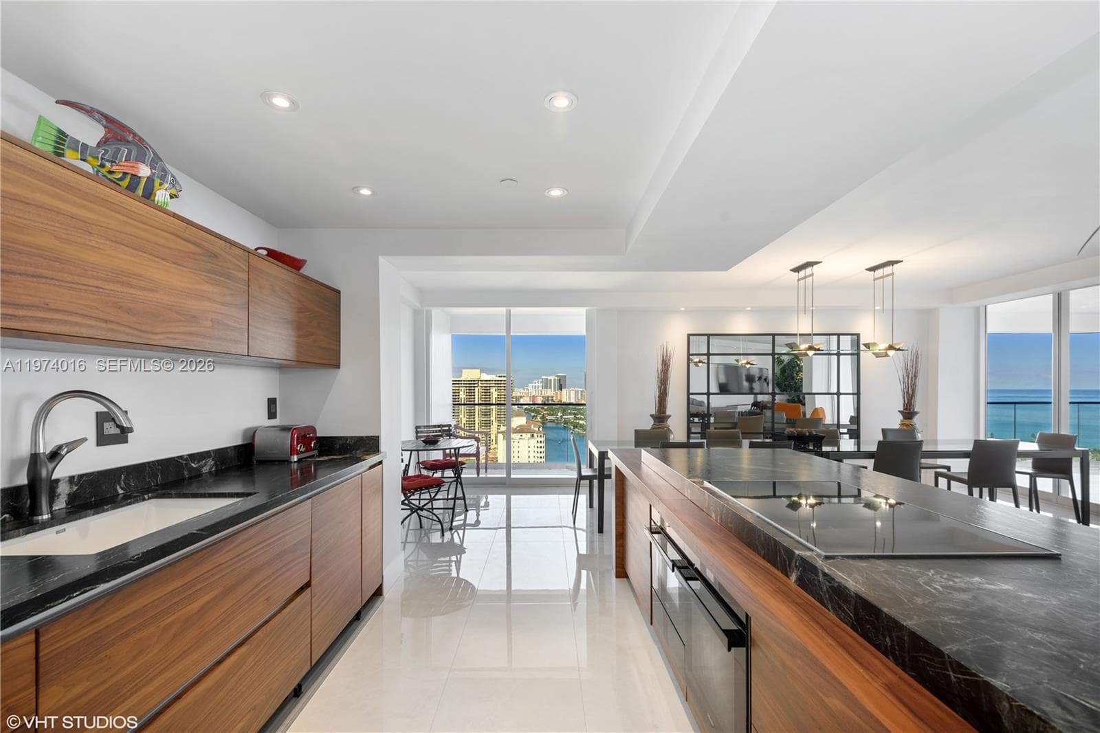 19707 Turnberry Way # 28J, Aventura FL 33180 — 8