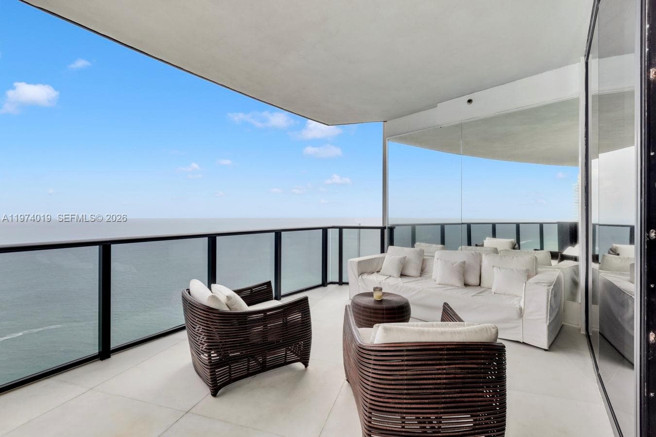 18555 Collins Ave # 4605, Sunny Isles Beach FL 33160 — 2