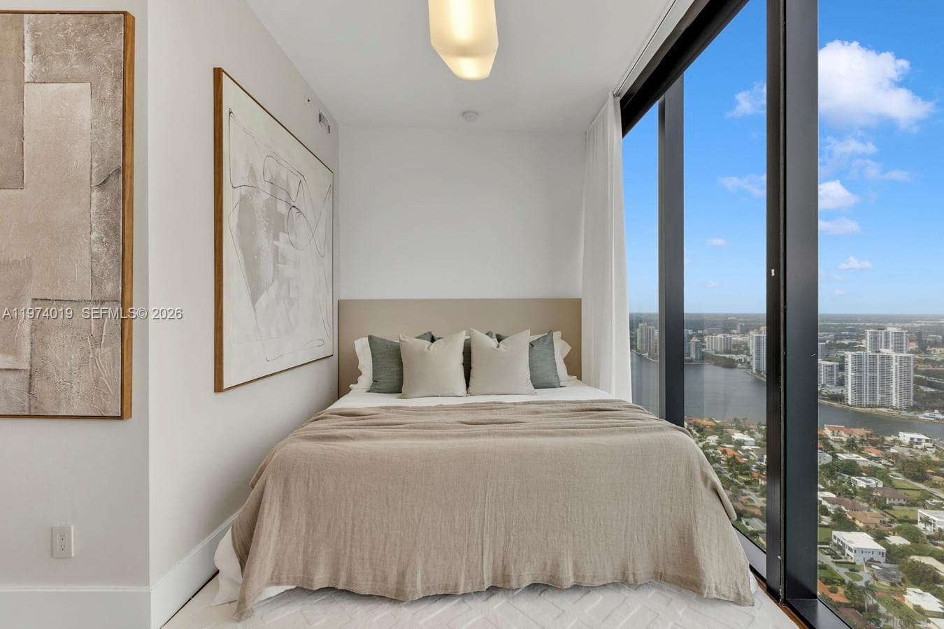 18555 Collins Ave # 4605, Sunny Isles Beach FL 33160 — 41