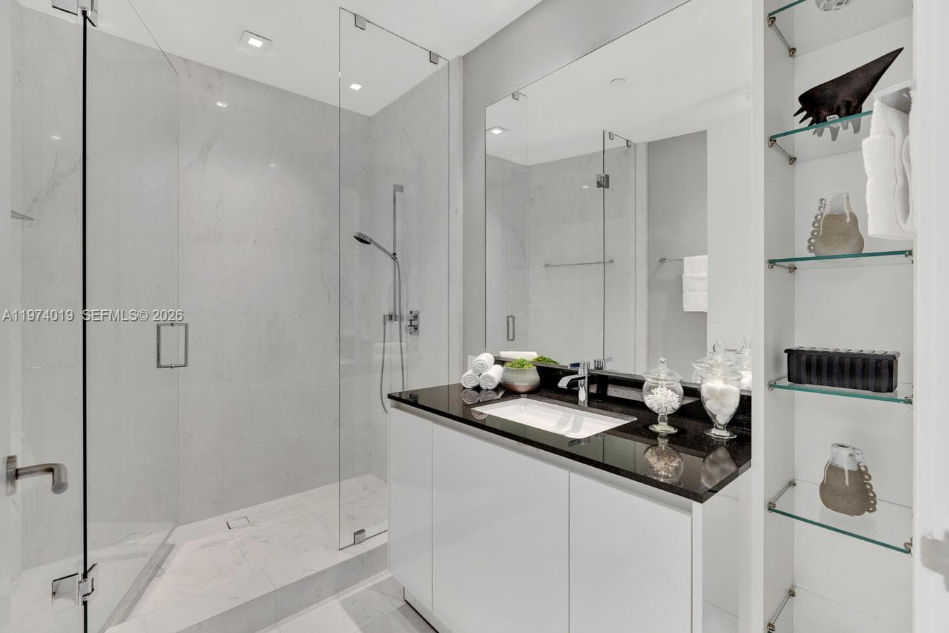 18555 Collins Ave # 4605, Sunny Isles Beach FL 33160 — 35