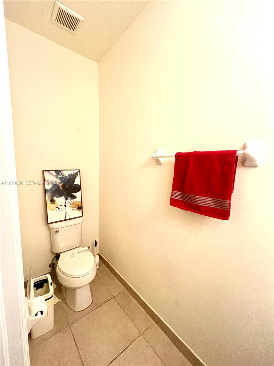 9271 W 33rd Ln, Hialeah FL 33018 — 12
