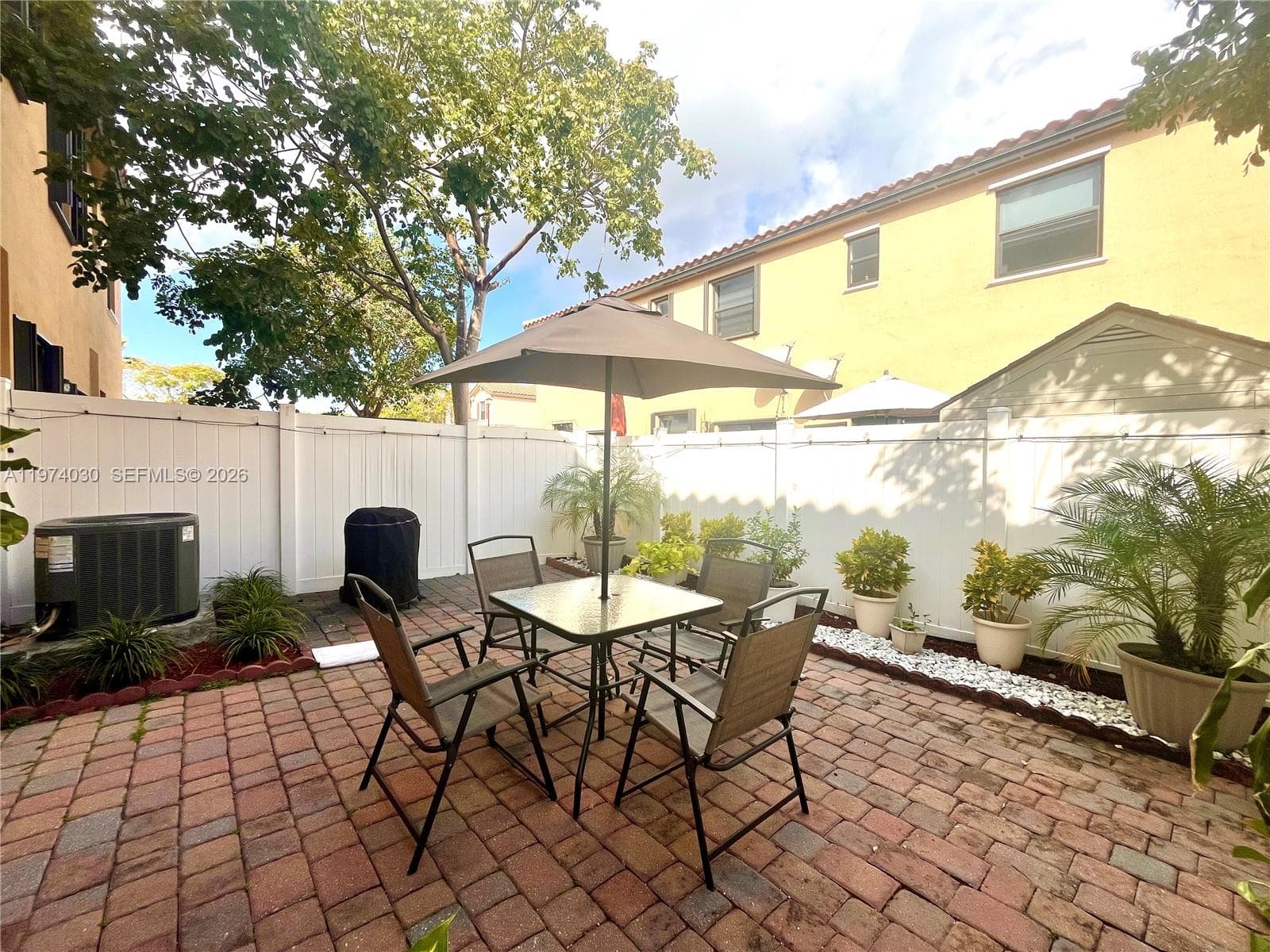 9271 W 33rd Ln, Hialeah FL 33018 — 26