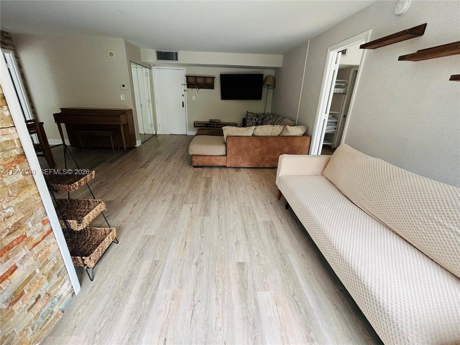 17021 N Bay Rd # 219, Sunny Isles Beach FL 33160 — 25