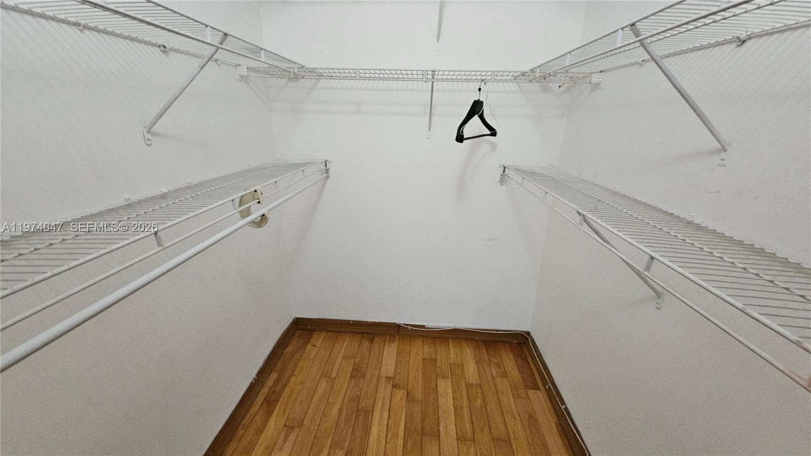 426 NE 210th Cir Ter # 2, Miami FL 33179 — 12