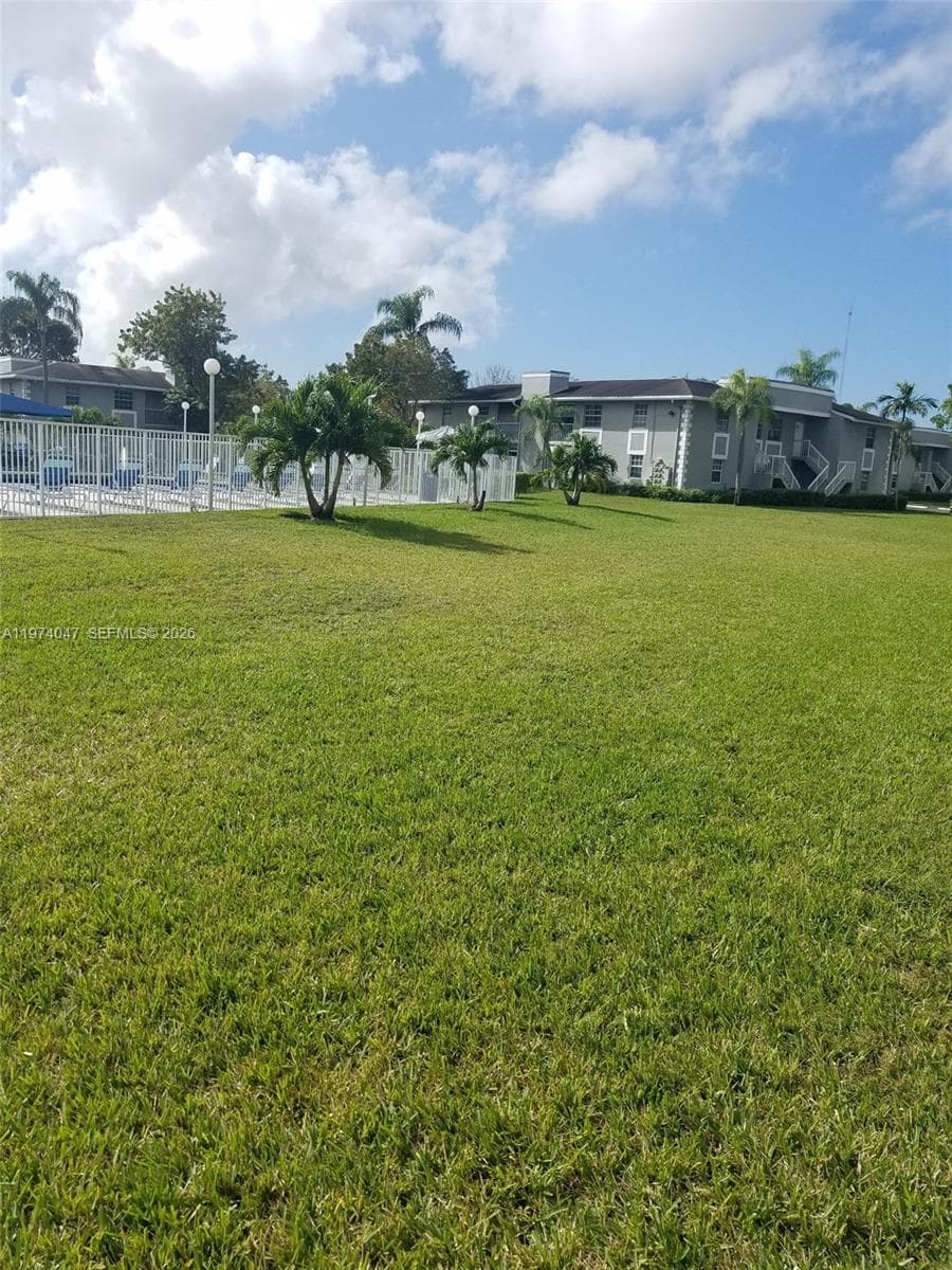 426 NE 210th Cir Ter # 2, Miami FL 33179 — 20