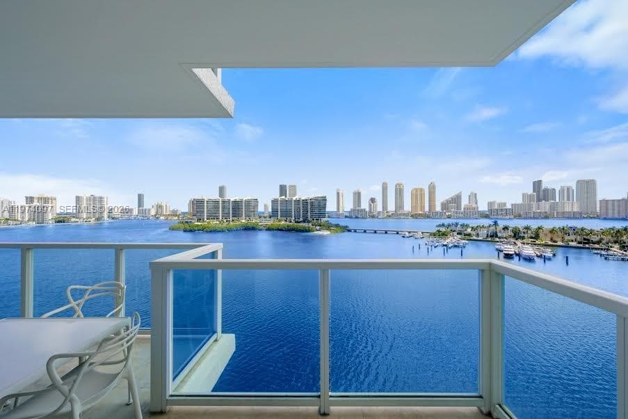3201 NE 183 # 1104, Aventura FL 33160 — 7
