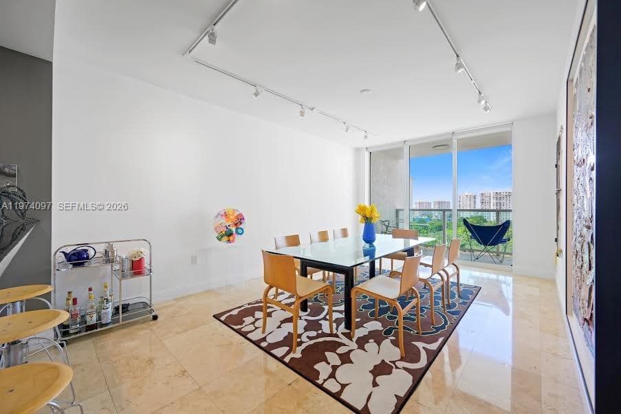 3201 NE 183 # 1104, Aventura FL 33160 — 10