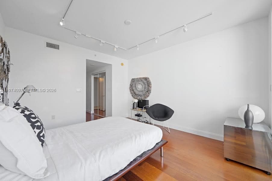 3201 NE 183 # 1104, Aventura FL 33160 — 19