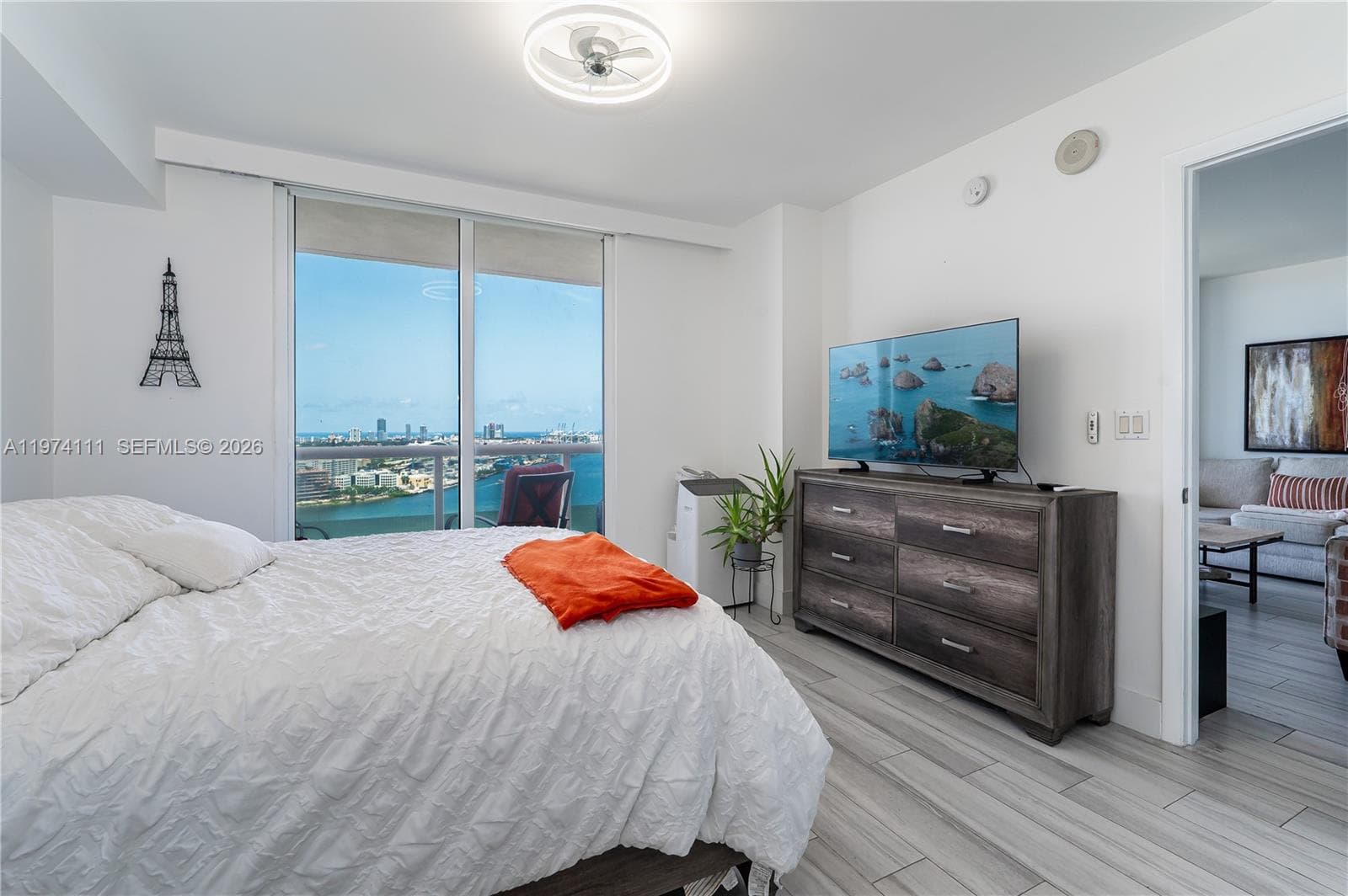 50 Biscayne Blvd # 3106, Miami FL 33132 — 20