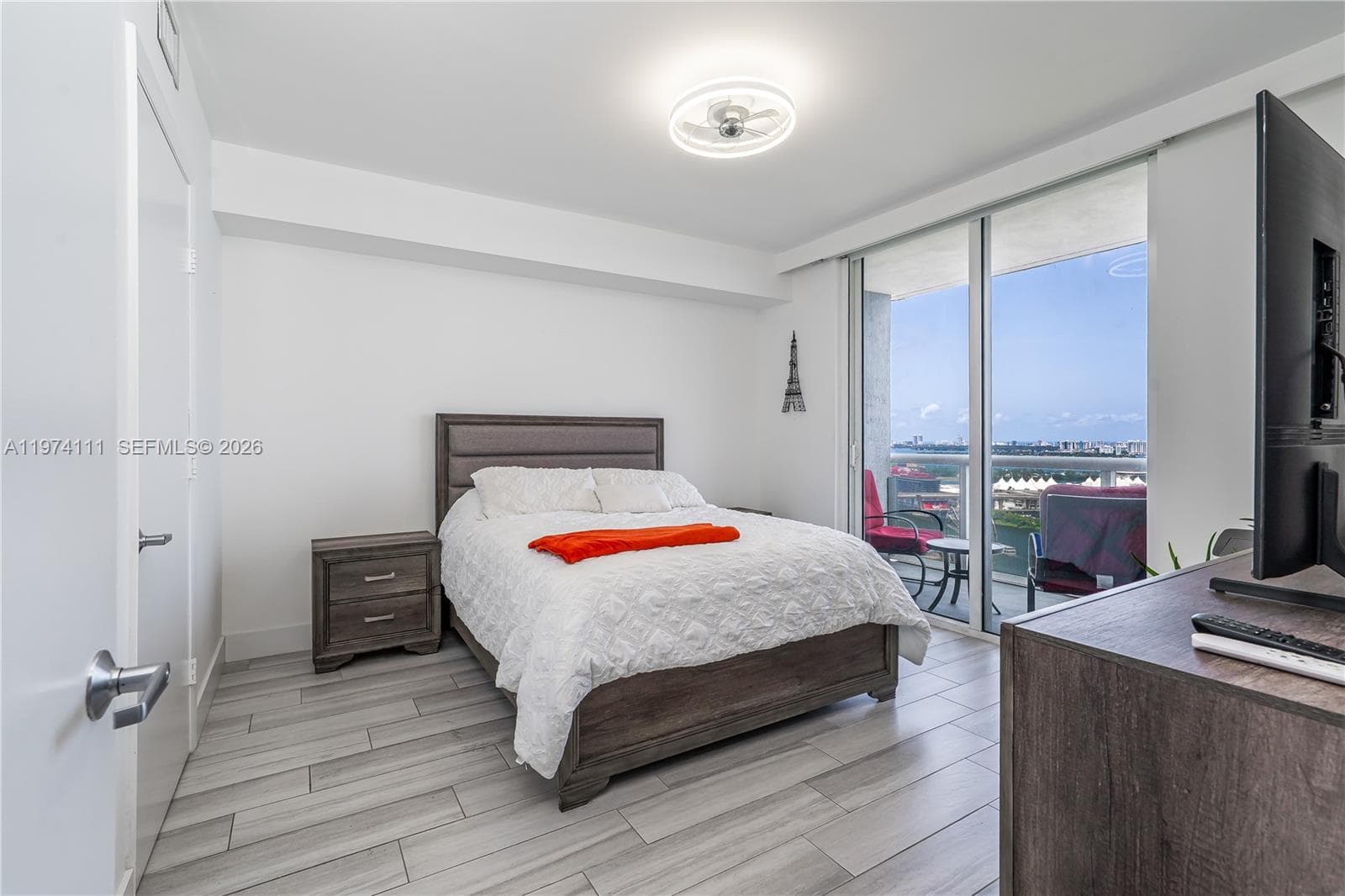 50 Biscayne Blvd # 3106, Miami FL 33132 — 19