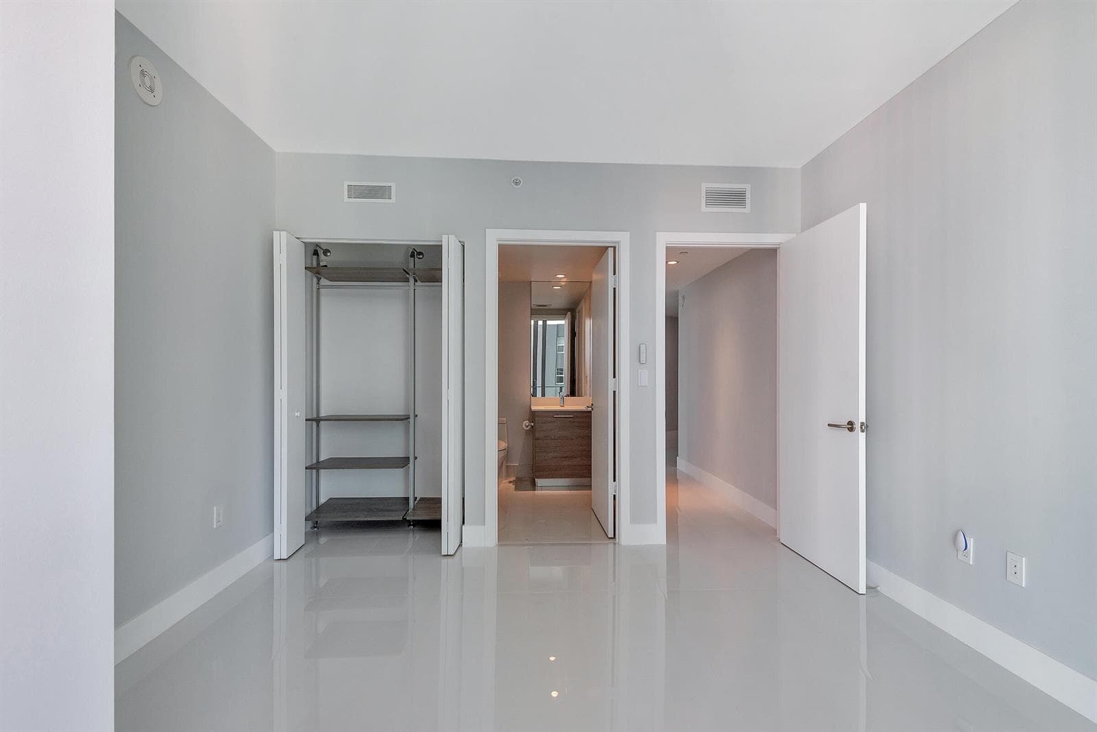 1300 S Miami Avenue # 2401, Miami FL 33130 — 23