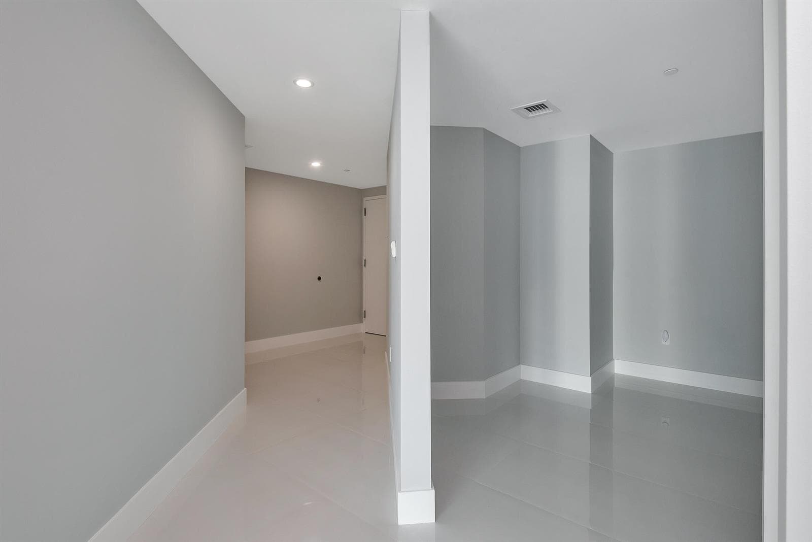 1300 S Miami Avenue # 2401, Miami FL 33130 — 13