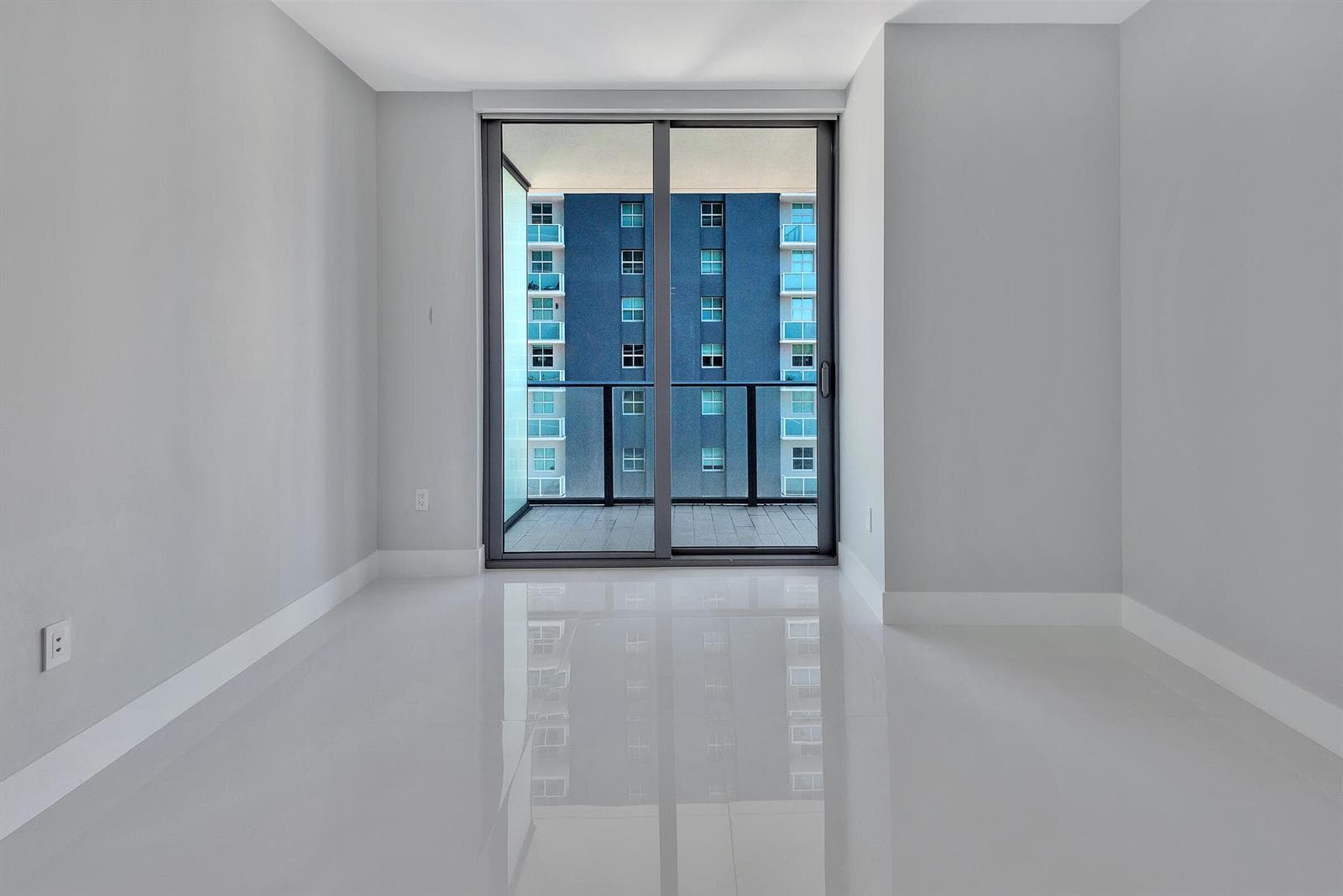 1300 S Miami Avenue # 2401, Miami FL 33130 — 12