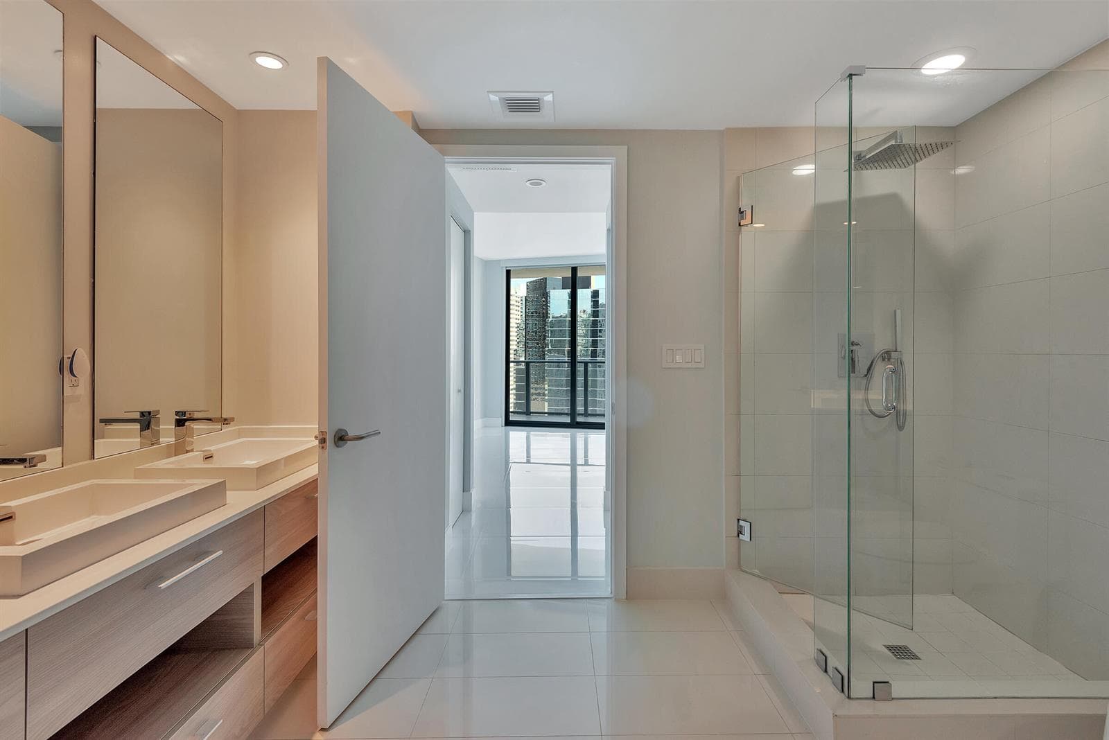 1300 S Miami Avenue # 2401, Miami FL 33130 — 21