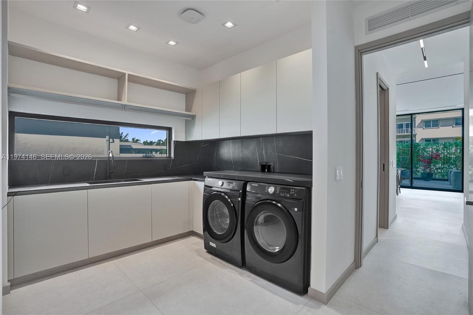 1379 NE 104th St, Miami Shores FL 33138 — 72