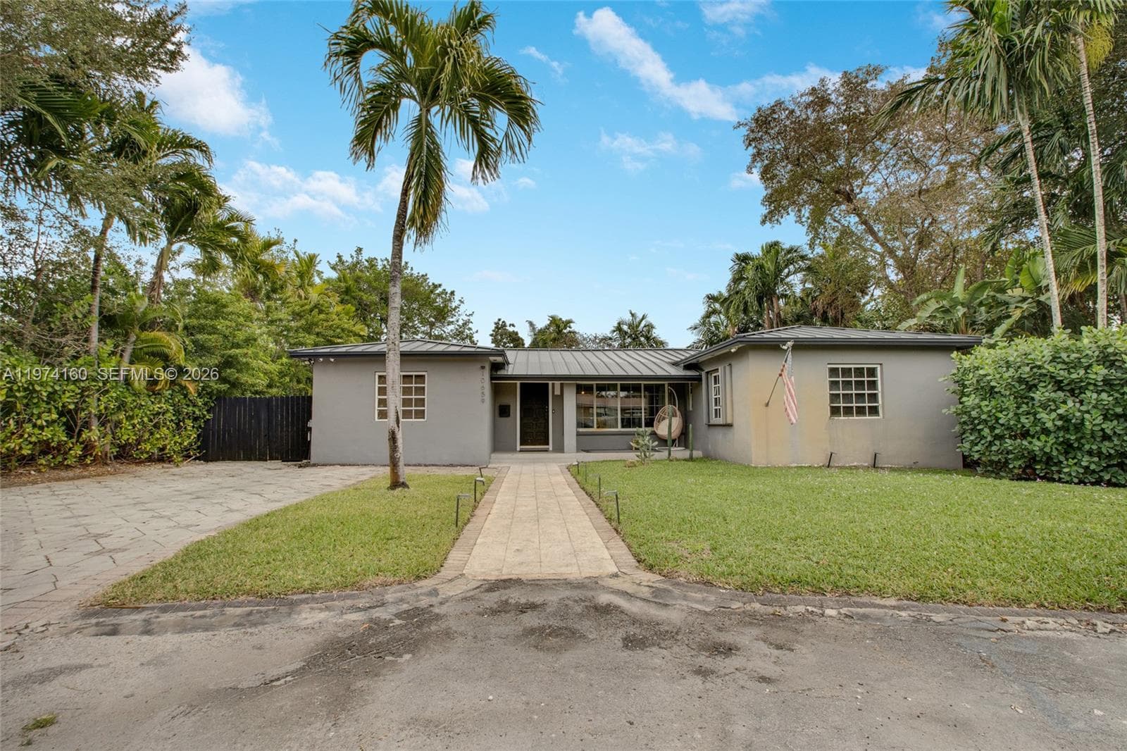 10659 NE 10th Pl, Miami Shores FL 33138 — 21
