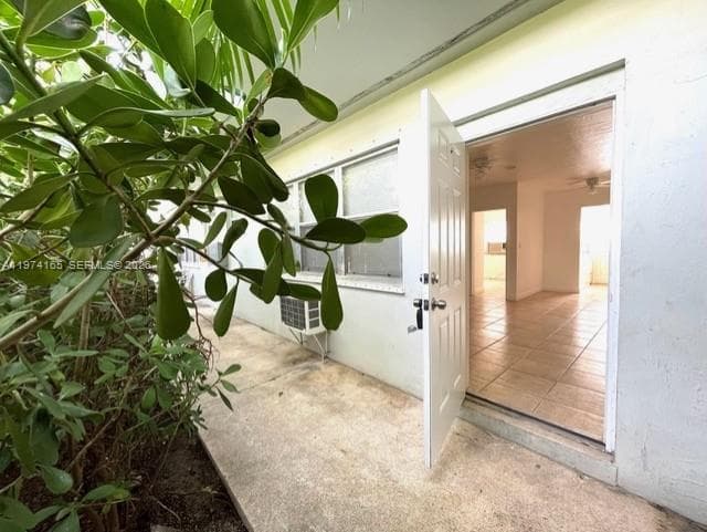 810 82nd St, Miami Beach FL 33141 — 4