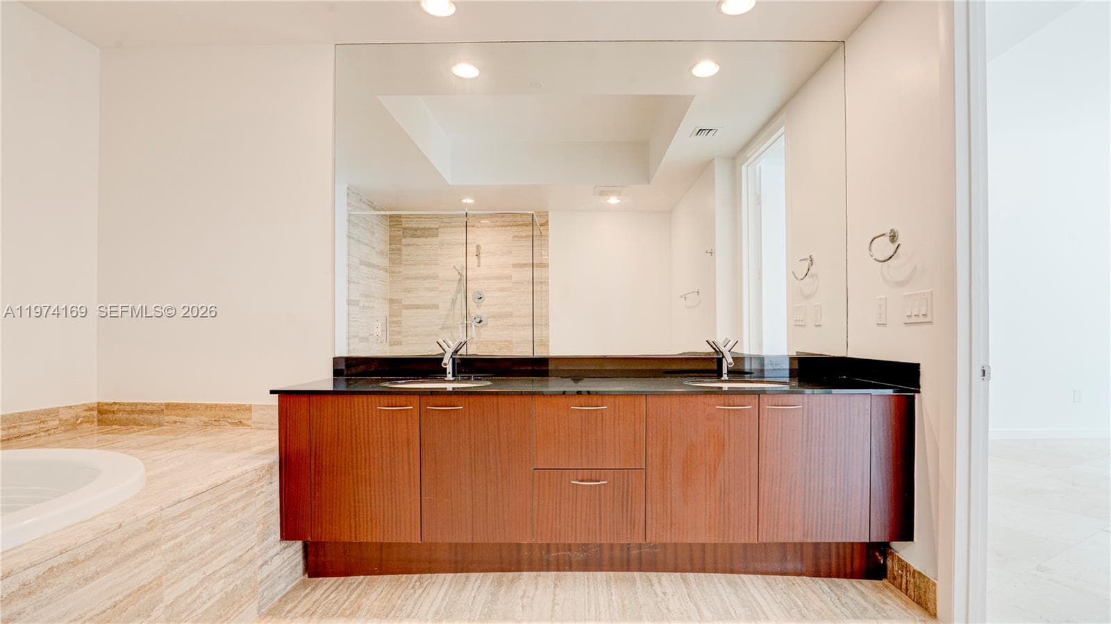 16001 Collins Ave # 3007, Sunny Isles Beach FL 33160 — 21