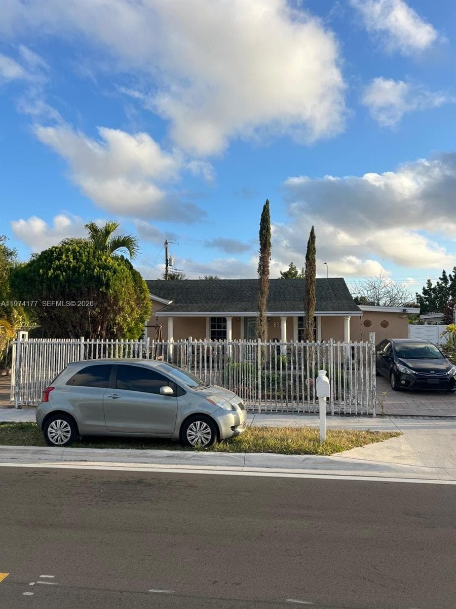 890 SE 3rd Pl, Hialeah FL 33010 — 1