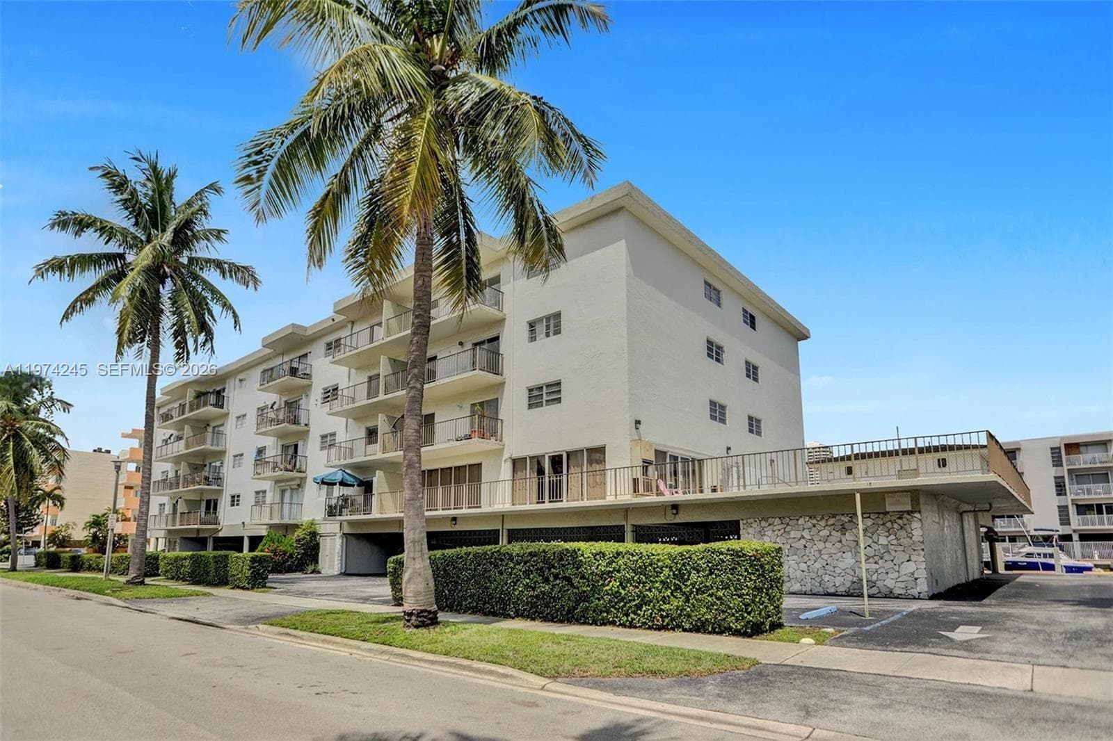 3665 NE 167 Street # 501, North Miami Beach FL 33160 — 34
