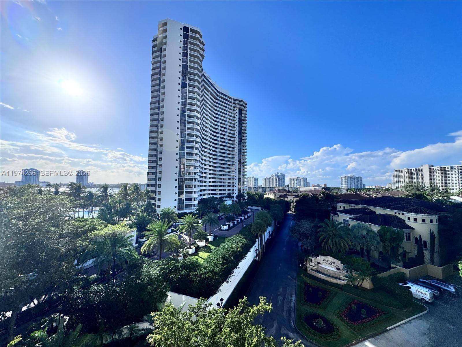 2000 Island Blvd # 606, Aventura FL 33160 — 4