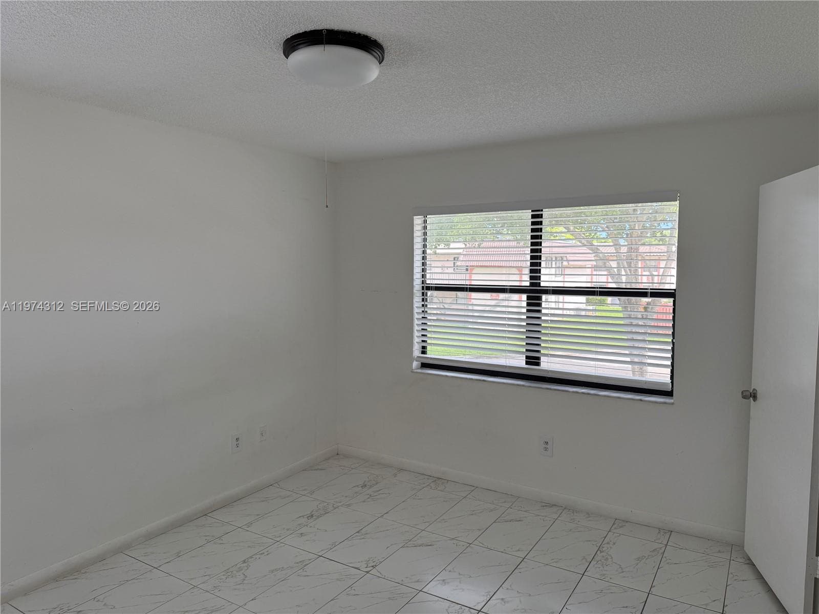 20825 NE 8th Ct # 19, Miami FL 33179 — 8
