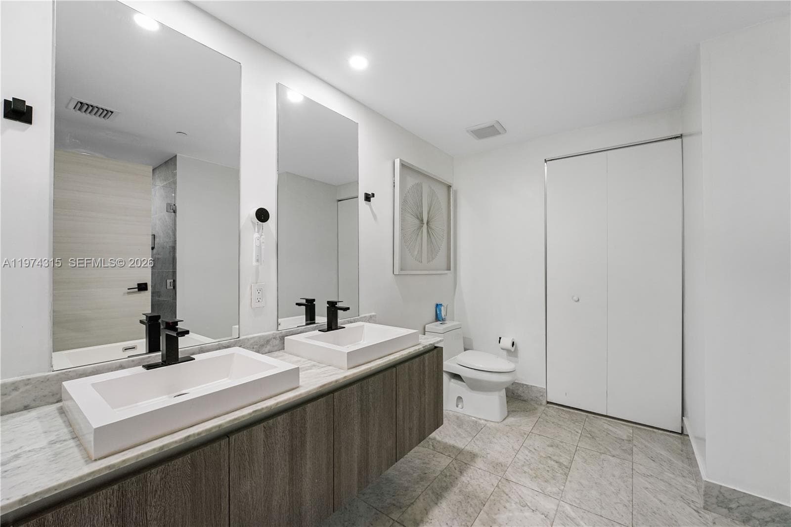 801 S Miami Ave # 3107, Miami FL 33130 — 16