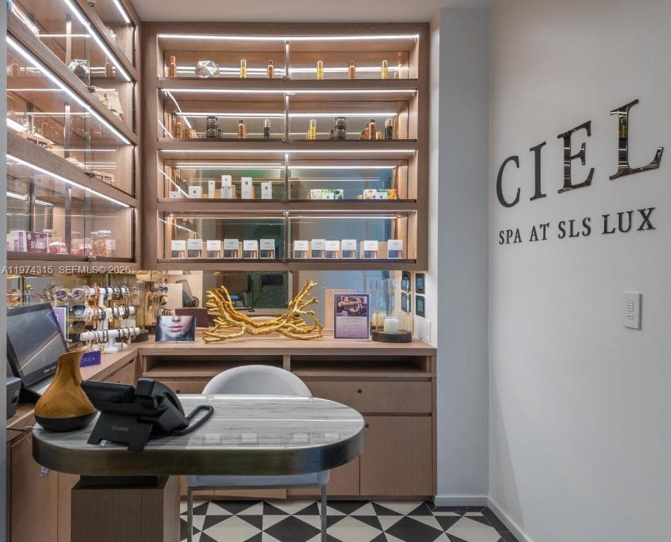 801 S Miami Ave # 3107, Miami FL 33130 — 36