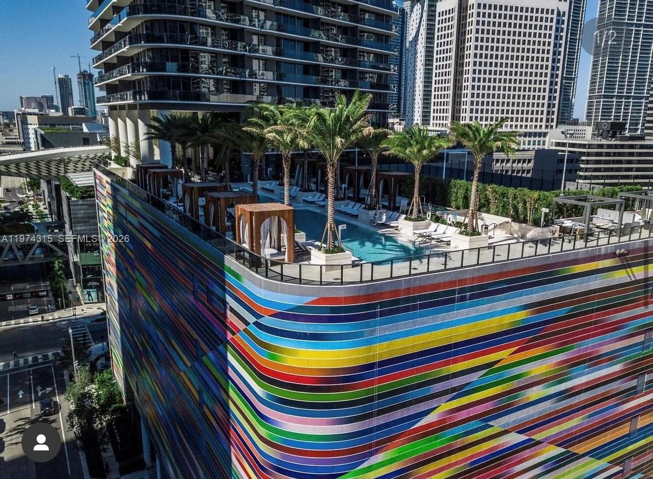 801 S Miami Ave # 3107, Miami FL 33130 — 24