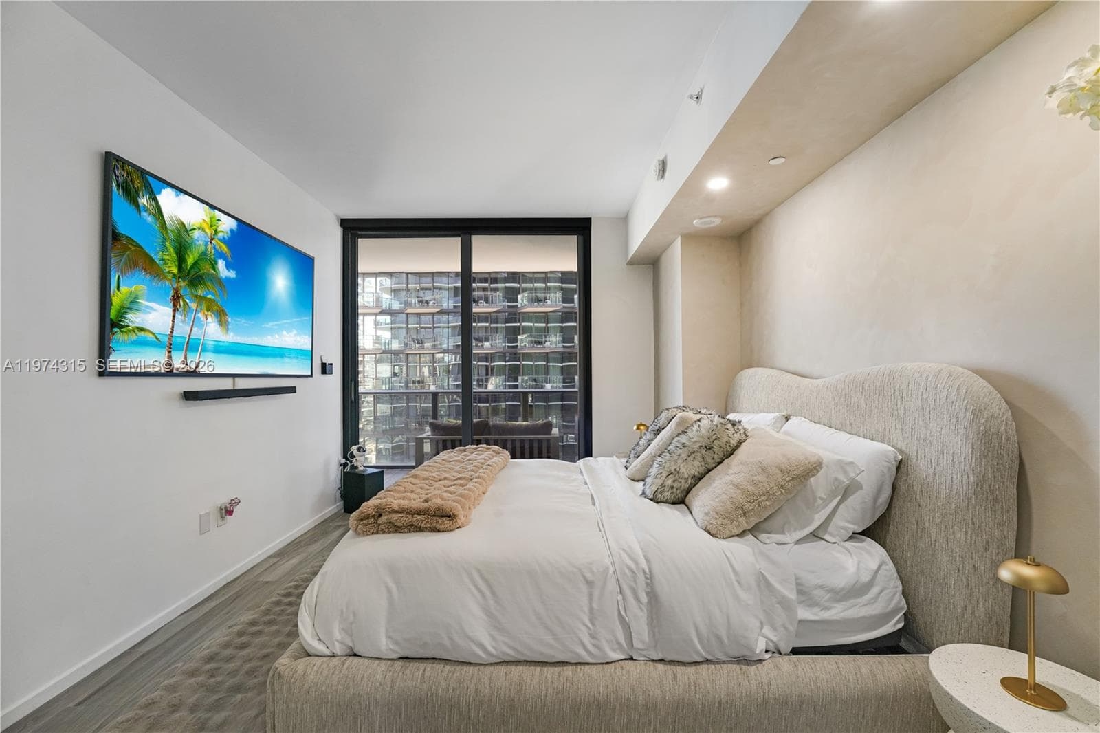 801 S Miami Ave # 3107, Miami FL 33130 — 15