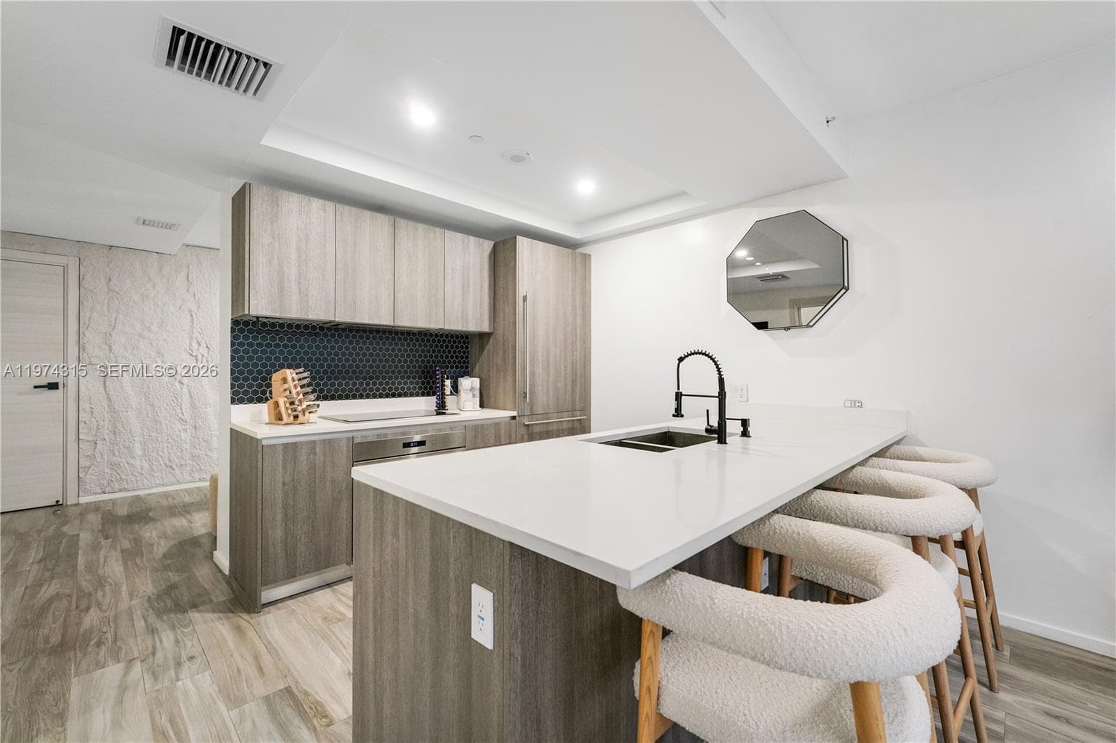 801 S Miami Ave # 3107, Miami FL 33130 — 8
