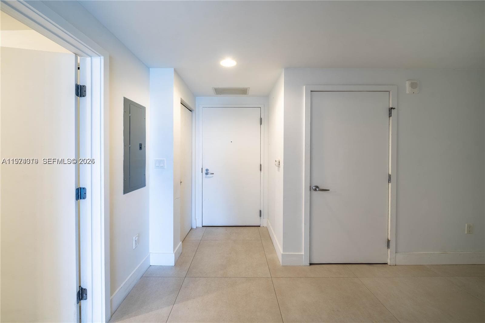 16385 Biscayne Blvd # 1120, North Miami Beach FL 33160 — 15