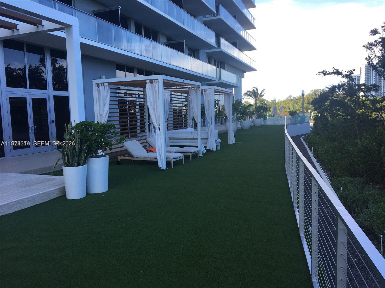 16385 Biscayne Blvd # 1120, North Miami Beach FL 33160 — 19