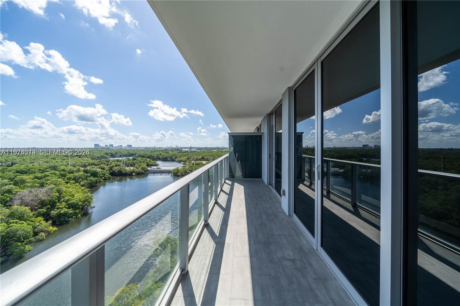 16385 Biscayne Blvd # 1120, North Miami Beach FL 33160 — 4