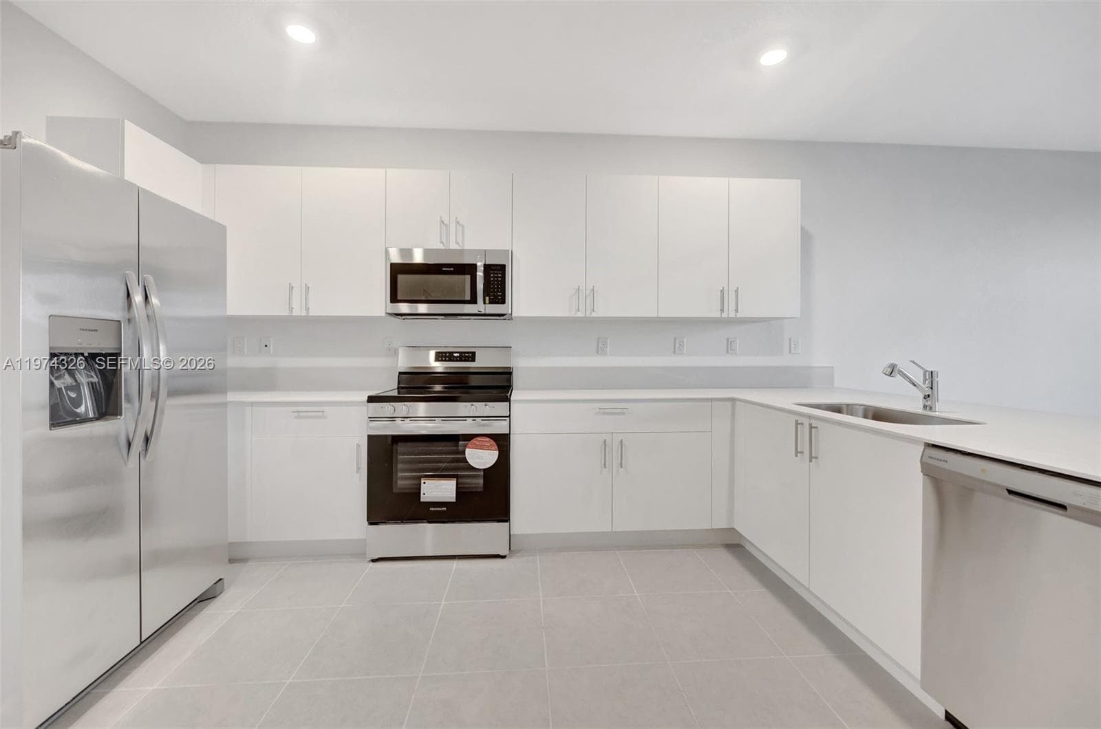 2556 SE 27th Ct # 2556, Homestead FL 33035 — 10