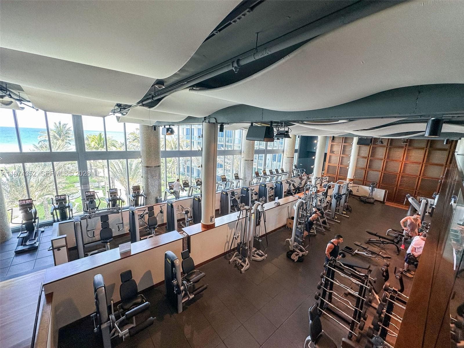 6801 Collins Ave # 604, Miami Beach FL 33141 — 22