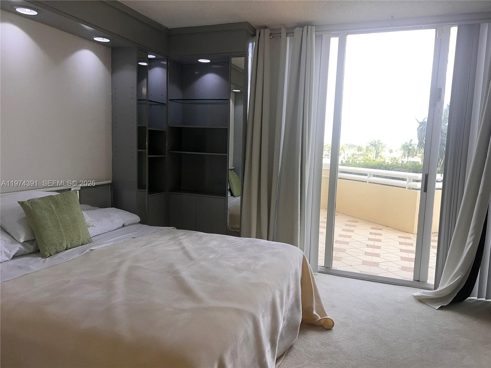 20191 E Country Club Dr # 407, Aventura FL 33180 — 27