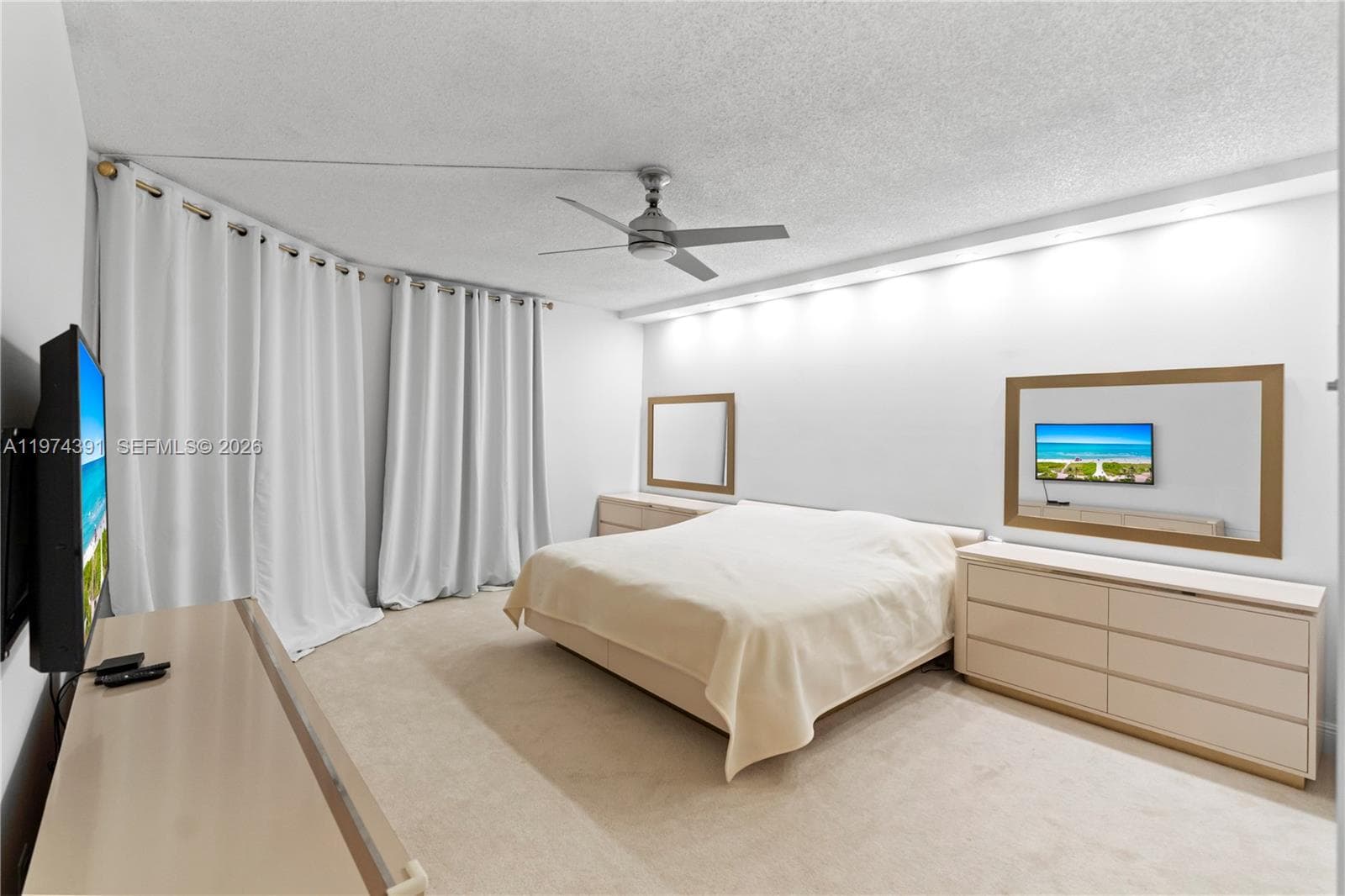 20191 E Country Club Dr # 407, Aventura FL 33180 — 17