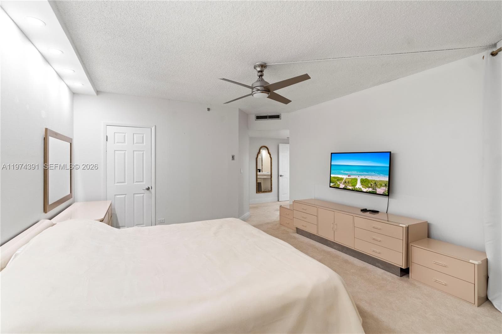20191 E Country Club Dr # 407, Aventura FL 33180 — 18